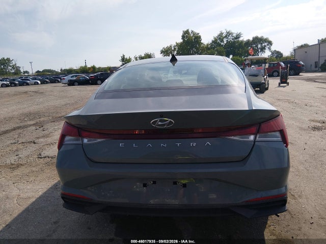 KMHLL4AG0MU159859 Hyundai ELANTRA SE
