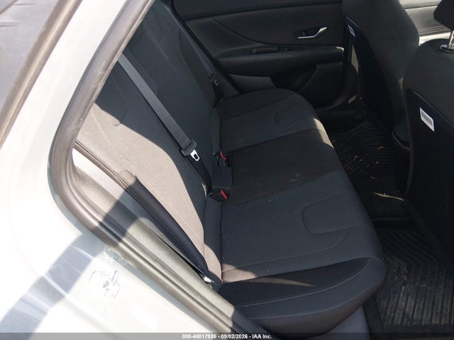 KMHLL4AG0MU159859 Hyundai ELANTRA SE
