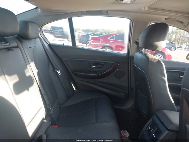 46017947 :رقم المزاد ، WBA3A5G59FNS88280 vin ، 2015 Bmw 3 Series 328i مزاد بيع