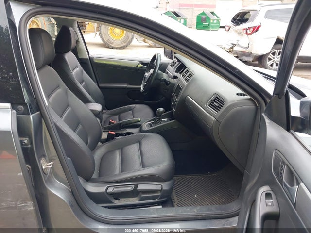 Aukcja sprzedaży 2015 Volkswagen Jetta 1.8t Se, vin: 3VWD17AJ0FM319934, numer aukcji: 46017958