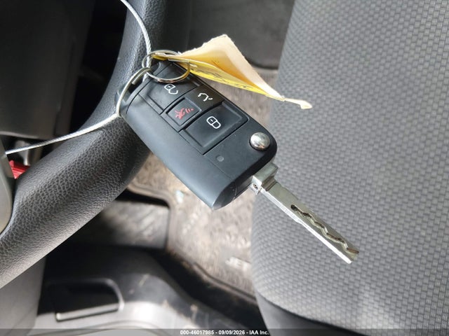 46017985 :رقم المزاد ، 3VWN57BU7KM038581 vin ، 2019 Volkswagen Jetta 1.4t S مزاد بيع