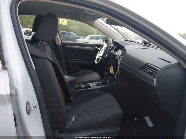46017985 :رقم المزاد ، 3VWN57BU7KM038581 vin ، 2019 Volkswagen Jetta 1.4t S مزاد بيع