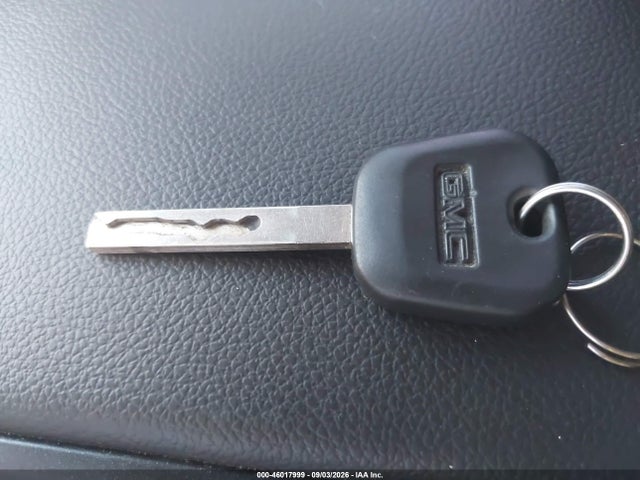 46017999 :رقم المزاد ، 3GTU2NEC0JG521812 vin ، 2018 Gmc Sierra 1500 Slt مزاد بيع