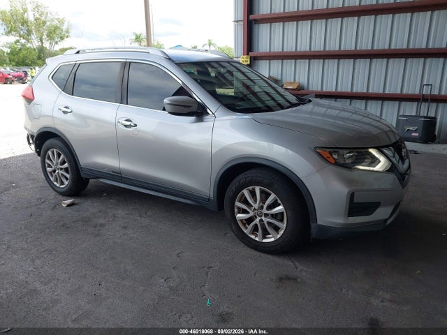 46018068 :رقم المزاد ، KNMAT2MTXHP518566 vin ، 2017 Nissan Rogue Sv مزاد بيع