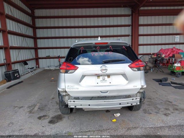46018068 :رقم المزاد ، KNMAT2MTXHP518566 vin ، 2017 Nissan Rogue Sv مزاد بيع