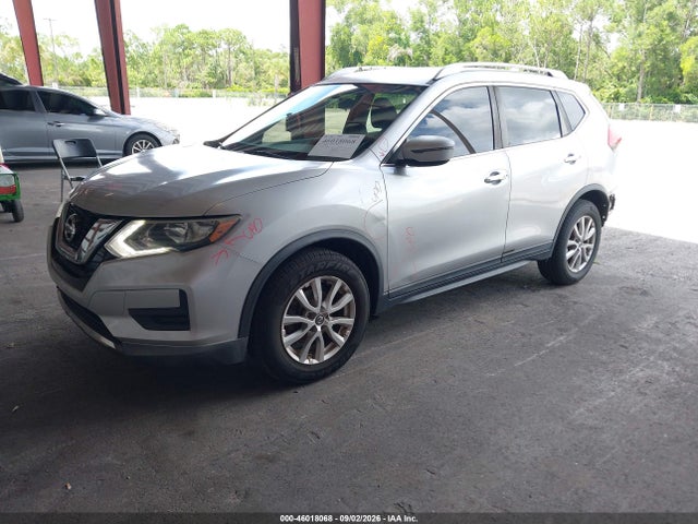 46018068 :رقم المزاد ، KNMAT2MTXHP518566 vin ، 2017 Nissan Rogue Sv مزاد بيع