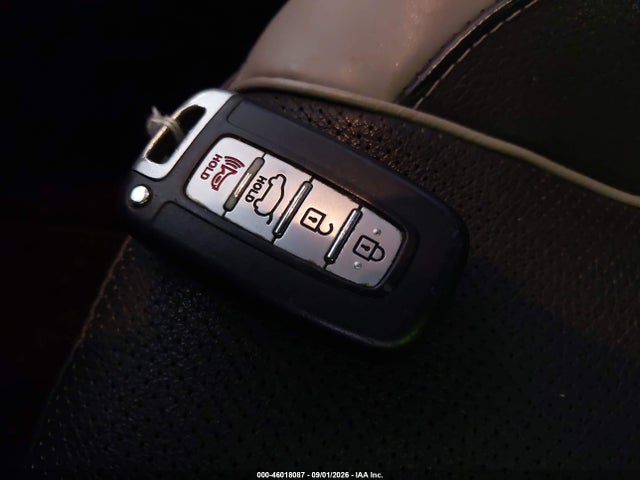 2015 Hyundai Veloster Turbo მანქანა იყიდება აუქციონზე, vin: KMHTC6AE5FU243088, აუქციონის ნომერი: 46018087