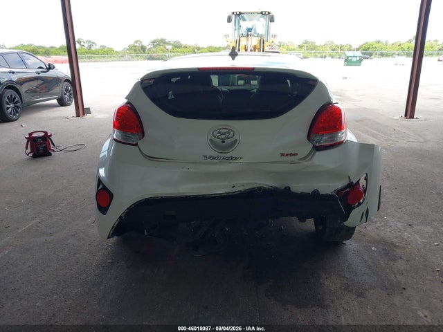 2015 Hyundai Veloster Turbo მანქანა იყიდება აუქციონზე, vin: KMHTC6AE5FU243088, აუქციონის ნომერი: 46018087