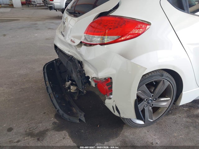 2015 Hyundai Veloster Turbo მანქანა იყიდება აუქციონზე, vin: KMHTC6AE5FU243088, აუქციონის ნომერი: 46018087