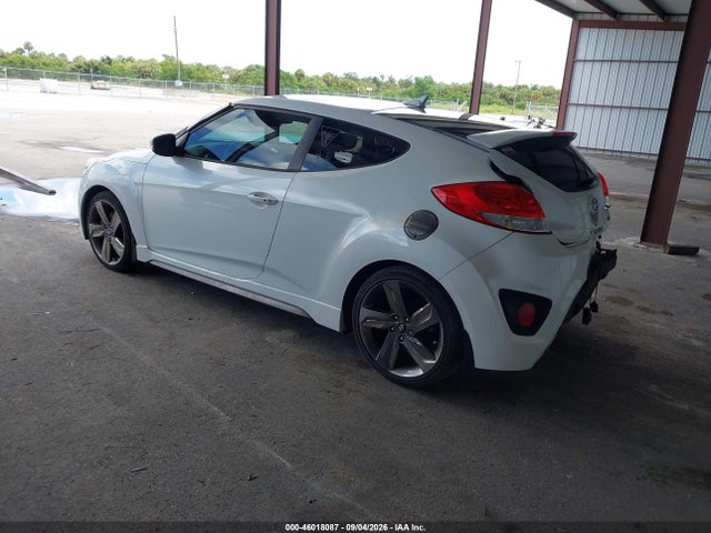 2015 Hyundai Veloster Turbo მანქანა იყიდება აუქციონზე, vin: KMHTC6AE5FU243088, აუქციონის ნომერი: 46018087