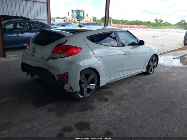 2015 Hyundai Veloster Turbo მანქანა იყიდება აუქციონზე, vin: KMHTC6AE5FU243088, აუქციონის ნომერი: 46018087