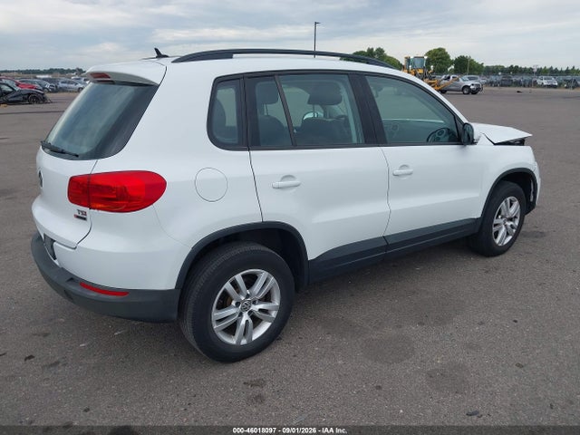 Aukcja sprzedaży 2016 Volkswagen Tiguan S, vin: WVGBV7AX5GW600885, numer aukcji: 46018097