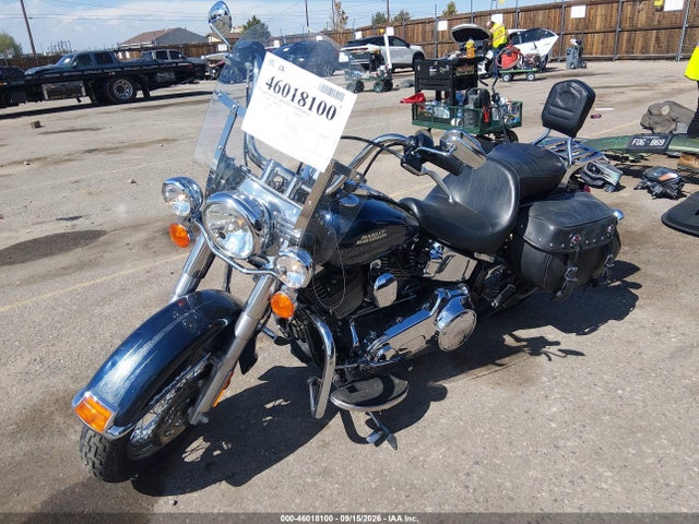 Harley-Davidson Flstc Heritage Softail Classic 2016 1HD1BWV13GB045160 Image 2