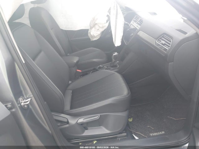 Продажа на аукционе авто 2024 Volkswagen Tiguan 2.0t Se/2.0t Wolfsburg Edition, vin: 3VVMB7AX6RM181293, номер лота: 46018105
