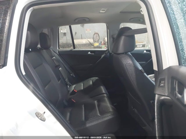Продажа на аукционе авто 2016 Volkswagen Tiguan S, vin: WVGBV7AX2GW523912, номер лота: 46018112
