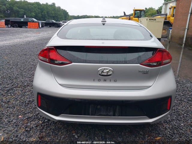 46018127 :رقم المزاد ، KMHC65LC9JU076238 vin ، 2018 Hyundai Ioniq Hybrid Blue مزاد بيع