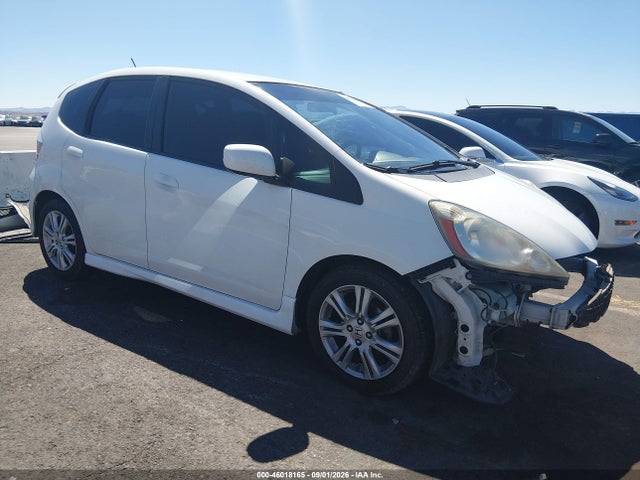 46018165 :رقم المزاد ، JHMGE8H54BC005538 vin ، 2011 Honda Fit Sport مزاد بيع