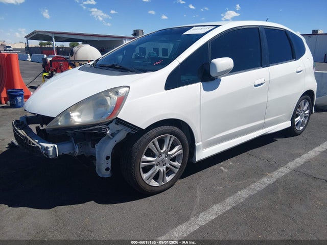 46018165 :رقم المزاد ، JHMGE8H54BC005538 vin ، 2011 Honda Fit Sport مزاد بيع