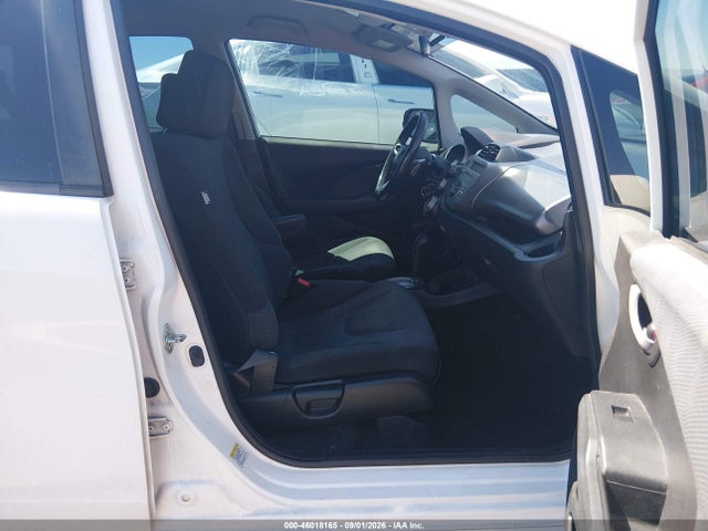46018165 :رقم المزاد ، JHMGE8H54BC005538 vin ، 2011 Honda Fit Sport مزاد بيع
