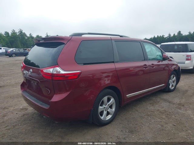 5TDKZ3DC6HS871854 Toyota Sienna Le 8 Passenger