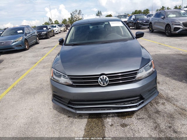 2015 Volkswagen Jetta 2.0l S მანქანა იყიდება აუქციონზე, vin: 3VW2K7AJ7FM211377, აუქციონის ნომერი: 46018192