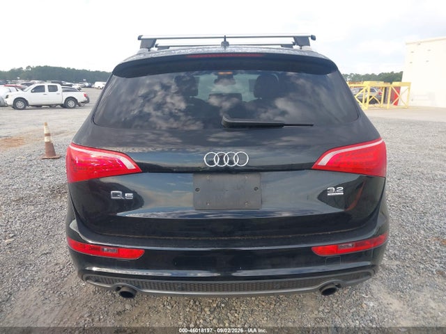 2010 Audi Q5 3.2 Premium მანქანა იყიდება აუქციონზე, vin: WA1MKAFP8AA085570, აუქციონის ნომერი: 46018197