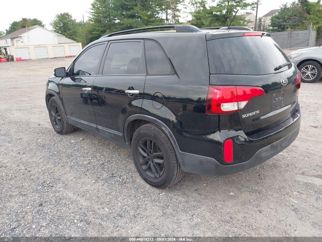 2015 Kia Sorento Lx მანქანა იყიდება აუქციონზე, vin: 5XYKT3A65FG608829, აუქციონის ნომერი: 46018212