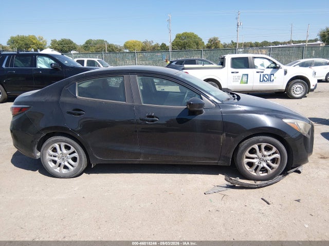 3MYDLBYV0HY156689 Toyota YARIS IA