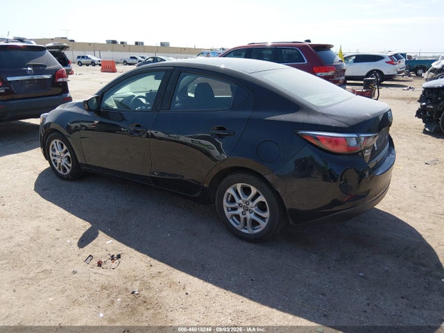 3MYDLBYV0HY156689 Toyota YARIS IA