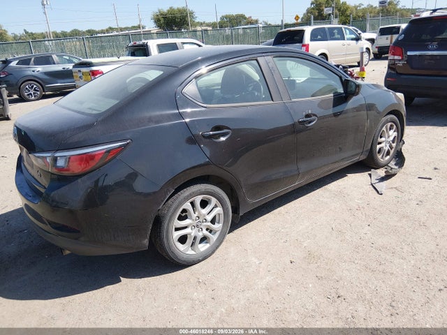 3MYDLBYV0HY156689 Toyota YARIS IA