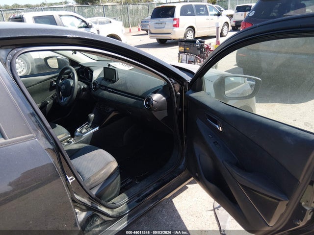 3MYDLBYV0HY156689 Toyota YARIS IA