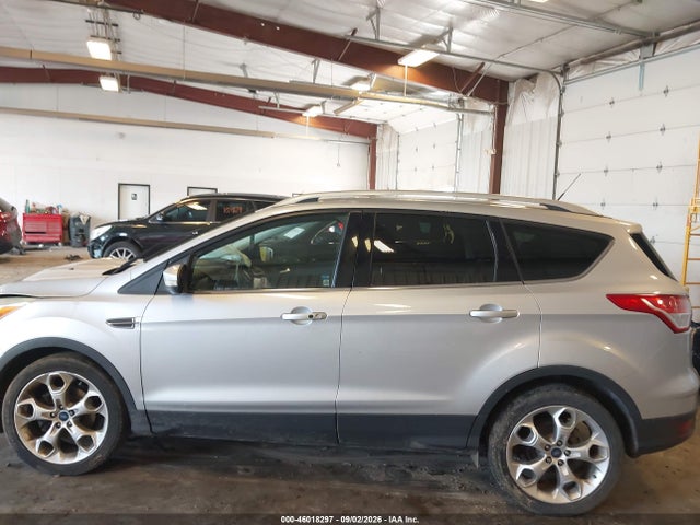 46018297 :رقم المزاد ، 1FMCU0J90FUA57150 vin ، 2015 Ford Escape Titanium مزاد بيع