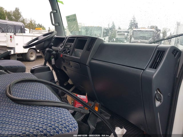 Isuzu NPR XD 2023 JALC4W165P7K03554 Image 7