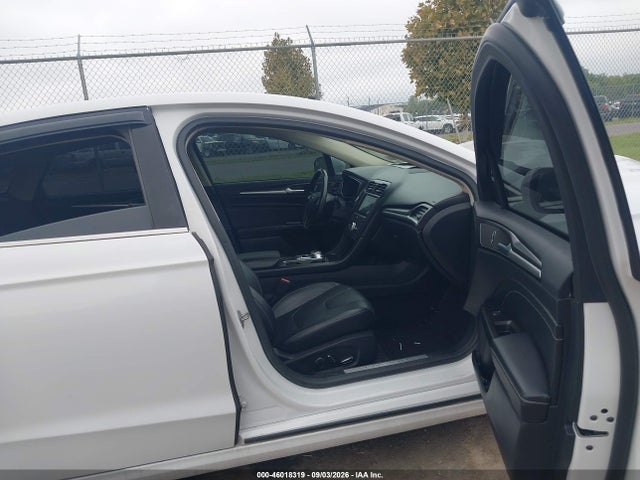 46018319 :رقم المزاد ، 3FA6P0RU6HR356451 vin ، 2017 Ford Fusion Hybrid Titanium مزاد بيع