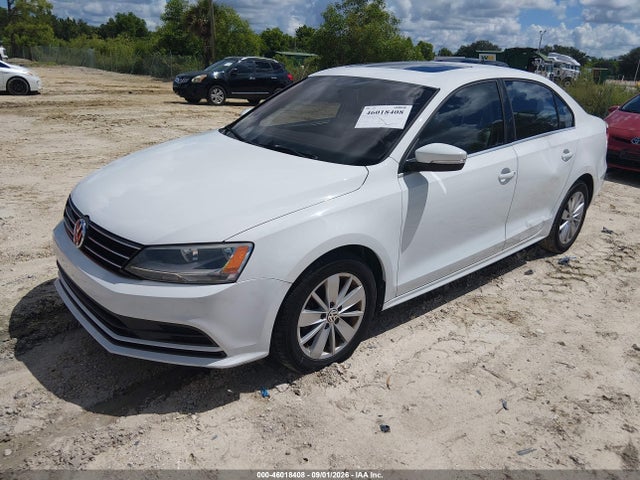 2015 Volkswagen Jetta 1.8t Se მანქანა იყიდება აუქციონზე, vin: 3VWD07AJ3FM310793, აუქციონის ნომერი: 46018408