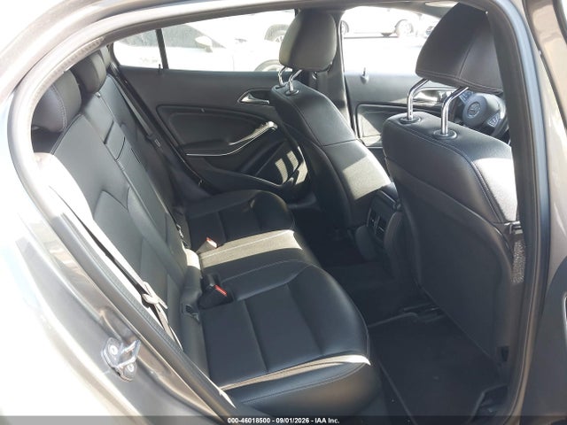 46018500 :رقم المزاد ، WDCTG4GB9JJ491701 vin ، 2018 Mercedes-benz Gla 250 4matic مزاد بيع