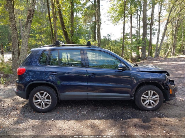 2016 Volkswagen Tiguan S მანქანა იყიდება აუქციონზე, vin: WVGAV7AX6GW533905, აუქციონის ნომერი: 46018534