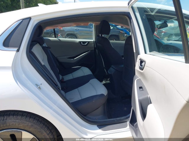 46018555 :رقم المزاد ، KMHC75LC8HU048115 vin ، 2017 Hyundai Ioniq Hybrid Sel مزاد بيع