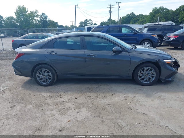 KMHLM4DJ6SU160869 Hyundai Elantra Hybrid Blue