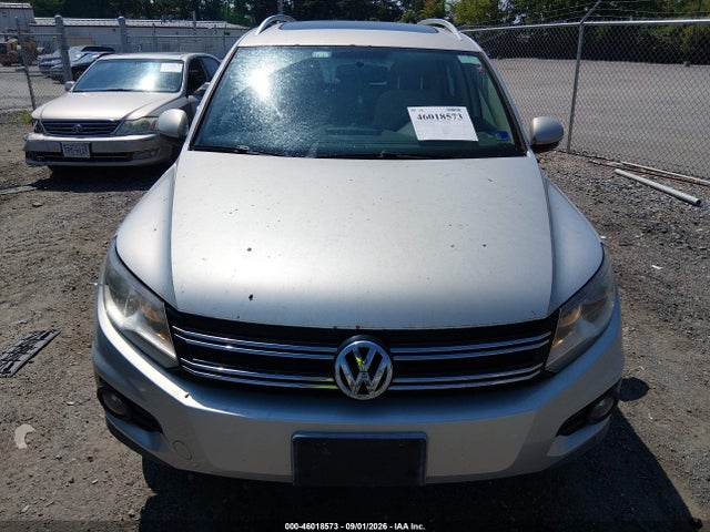 2012 Volkswagen Tiguan Se მანქანა იყიდება აუქციონზე, vin: WVGAV7AXXCW555870, აუქციონის ნომერი: 46018573