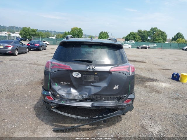 Toyota RAV4 LE 2018 JTMBFREV1JJ215236 Image 16