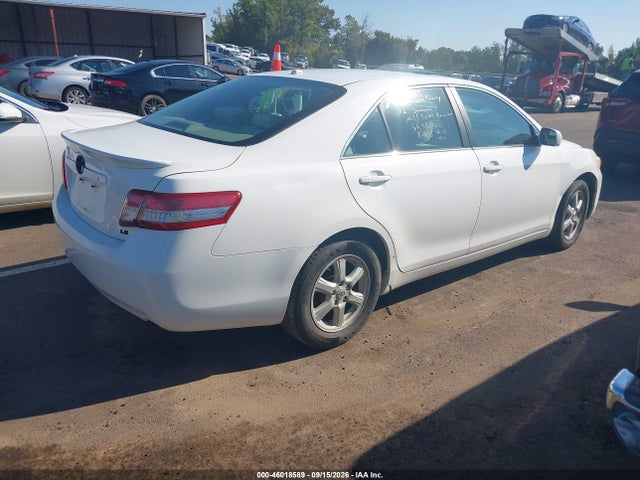 46018589 :رقم المزاد ، 4T1BF3EK7AU510113 vin ، 2010 Toyota Camry Le مزاد بيع