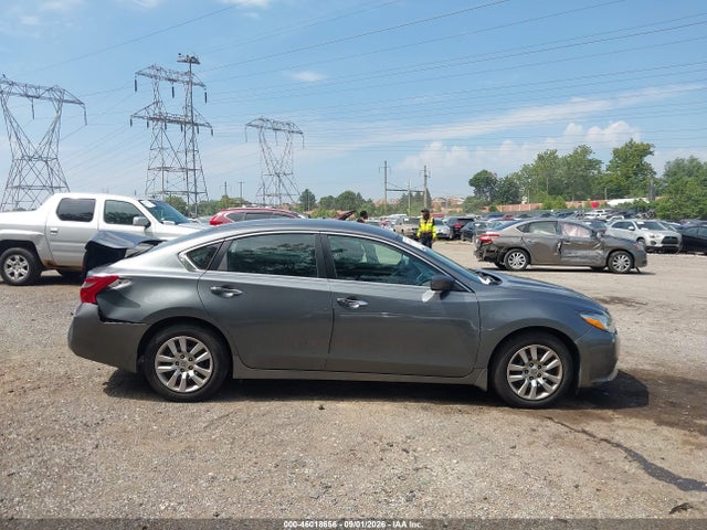 Nissan Altima 2.5 S 2018 1N4AL3AP3JC286375 Image 13