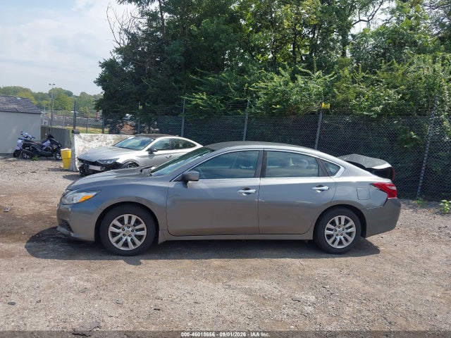 Nissan Altima 2.5 S 2018 1N4AL3AP3JC286375 Image 14