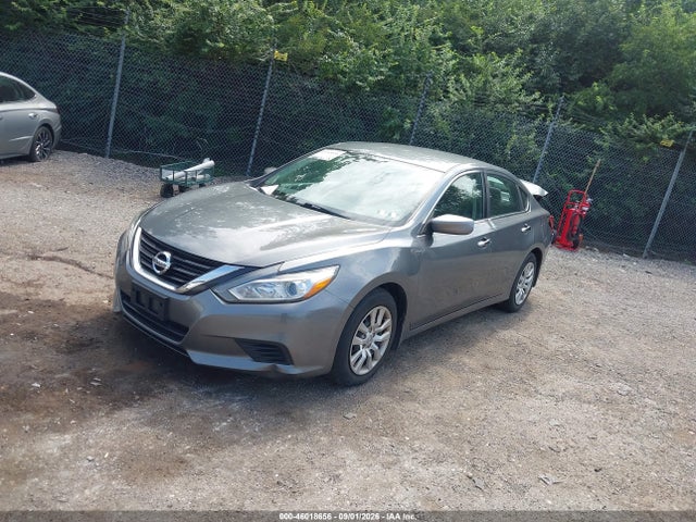 Nissan Altima 2.5 S 2018 1N4AL3AP3JC286375 Image 2