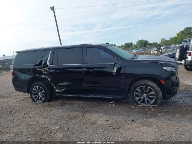 46018683 :رقم المزاد ، 1GNSKCKD2NR112233 vin ، 2022 Chevrolet Suburban 4wd Lt مزاد بيع