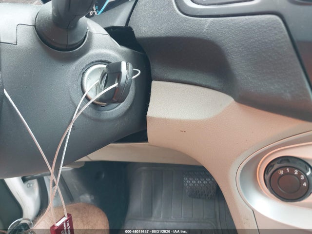 3FADP4BJ4HM140092 Ford FIESTA SE
