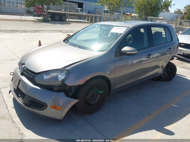 Volkswagen Golf 2.5l 2014 WVWDB7AJ3EW000977 Image 2