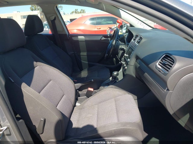 Volkswagen Golf 2.5l 2014 WVWDB7AJ3EW000977 Image 5