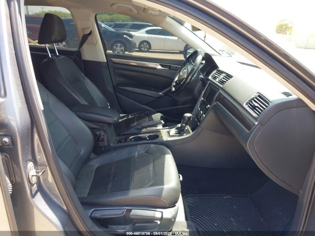 Продажа на аукционе авто 2017 Volkswagen Passat 1.8t Se, vin: 1VWBT7A34HC050179, номер лота: 46018756
